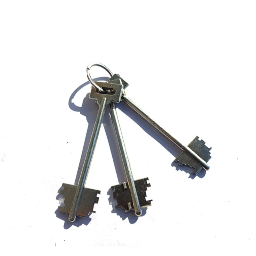 Накладной гаражный замок GRANDLOCK KIROV-UT (универсальный с тумблером) Накладной гаражный замок GRANDLOCK KIROV-UT (универсальный с тумблером)