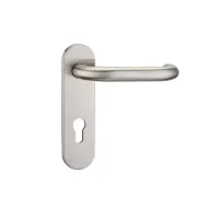Ручки на планке из нержавеющей стали RZ 201 INOX0402 (72 мм) Ручки на планке из нержавеющей стали RZ 201 INOX0402 (72 мм)